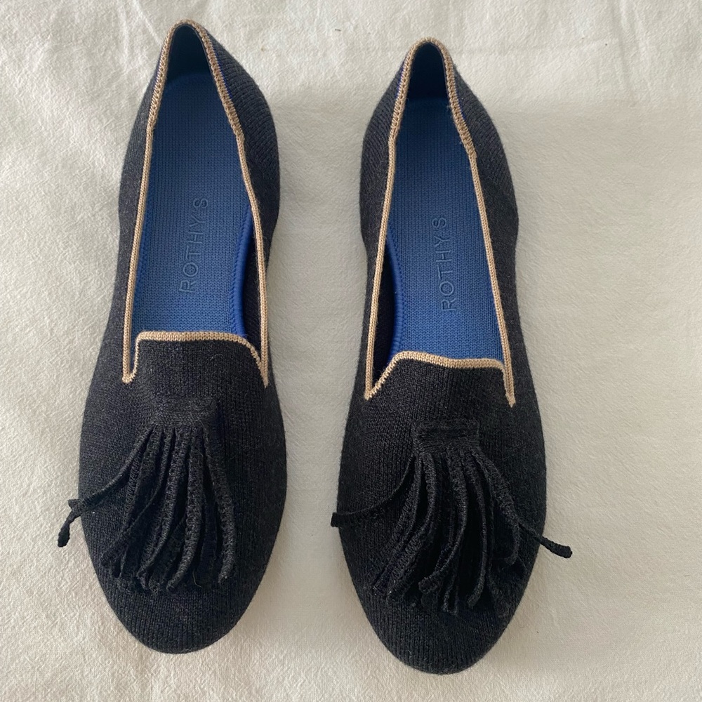 Rothy’s Shoes | The Merino Tassel Loafer in Black Diamond
